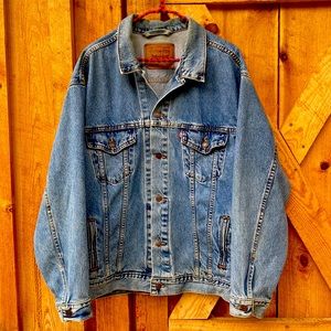 Vintage Levi’s denim jacket / trucker 70507 0389 USA-made mens XL